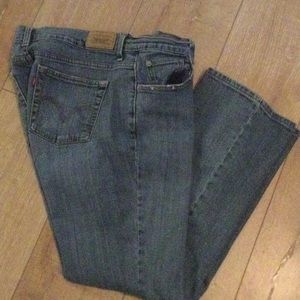 Levi’s Jeans. 515 Boot Cut. Size 12 Short.